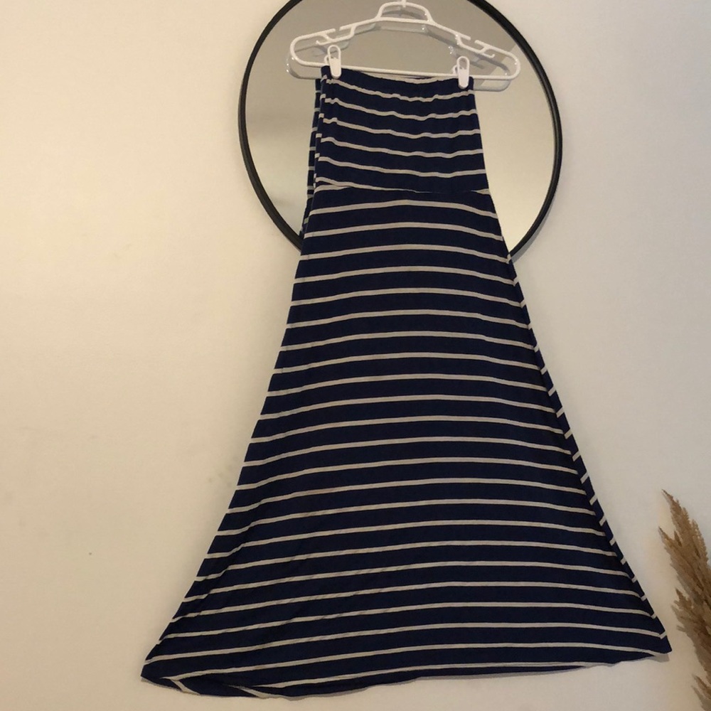 Body Central maternity maxi skirt. Blue and white striped. Size S